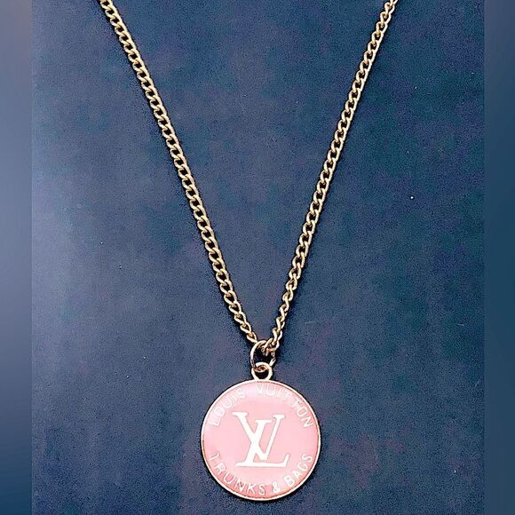 Authentic Louis Vuitton charm on 18in gold chain - Picture 2 of 2